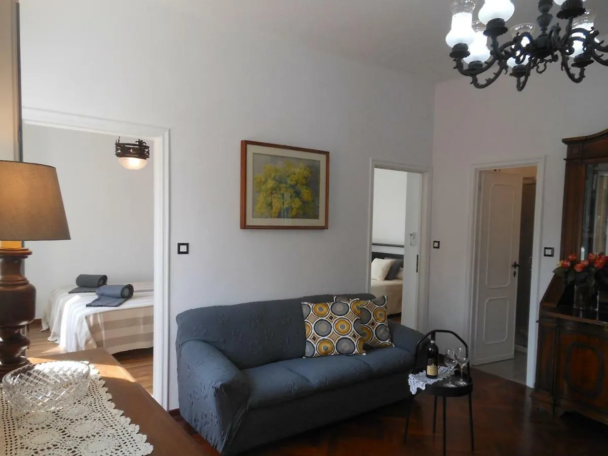 Casa Di Yama Apartment Camogli
